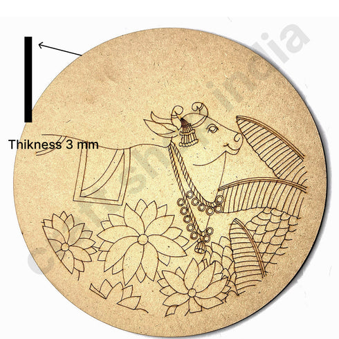 Cow With Leaf Motives Engraved Design Wall Plate Base With Frame