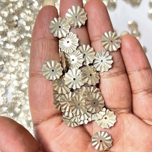 Light Gold Star Flower Shape Sequins & Shakers