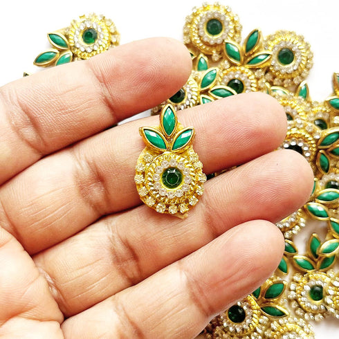Flower Shape Kundan Patch Pack of 25 – Elegant Embellishments for Ethnic Wear & DIY Craft