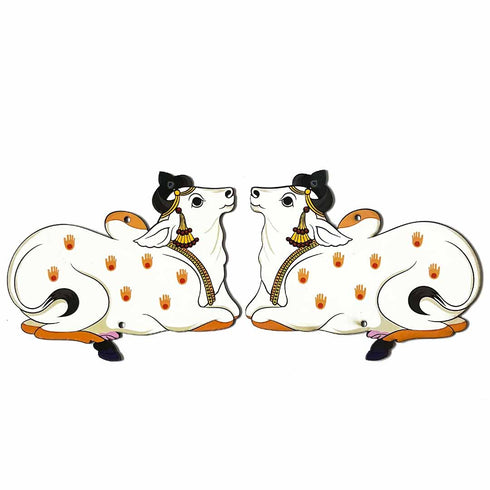 Decorative Pichwai Seated Cow Mdf 5 IN