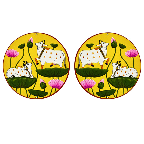 Yellow Pichwai Cow Image | Yellow Pichwai Pair Cow | Laser Cutting Design | Cow With Lotus | Art | Art Craft | Craft Shop Online | Online Decoration | Home Decoration | Pichwai Art | Pichwau Tradition | Tradition Art Work | Beautiful