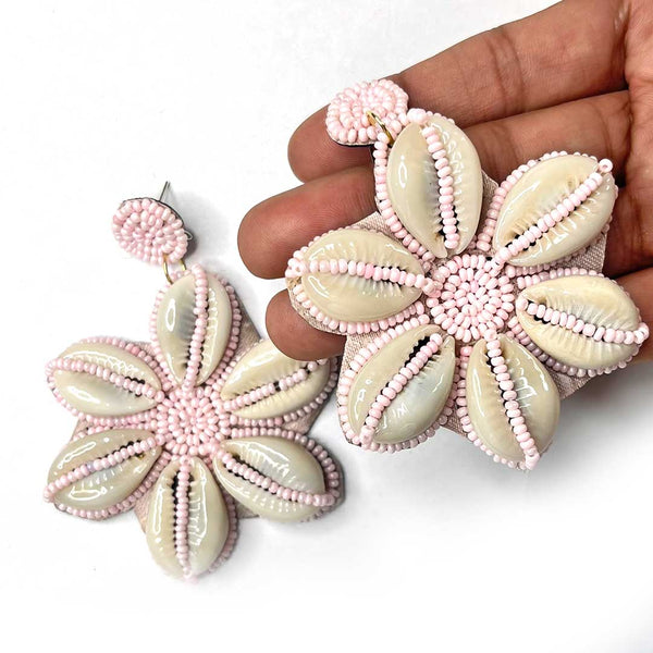Kaudi Shell | Flower Shape earrings | kaudi Shell Earrings | Balli | Flower Shape earrings | Online Craft | Tradition | Indian Art | Craft Store | Decoration Essentials | Craft Shop India
